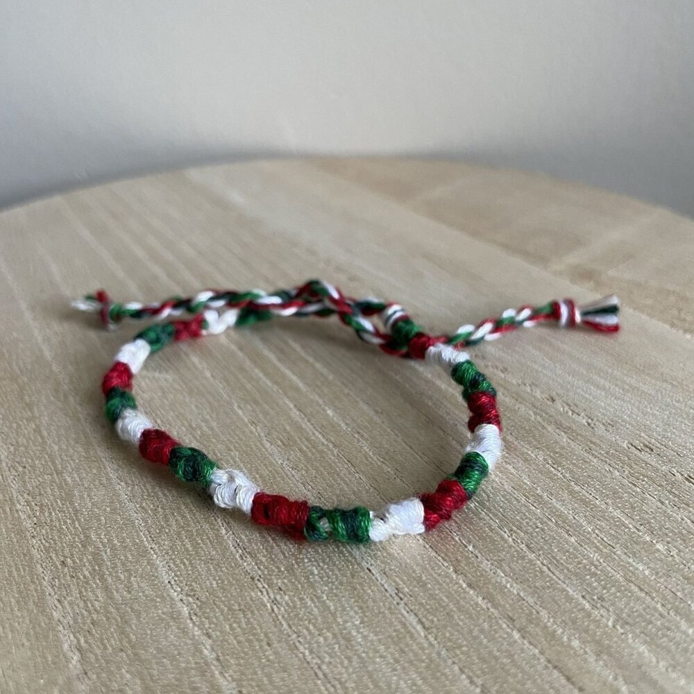 Eirian Bracelet, anklet, trendy, comfortable, tie, embroidery thread, woven, gif